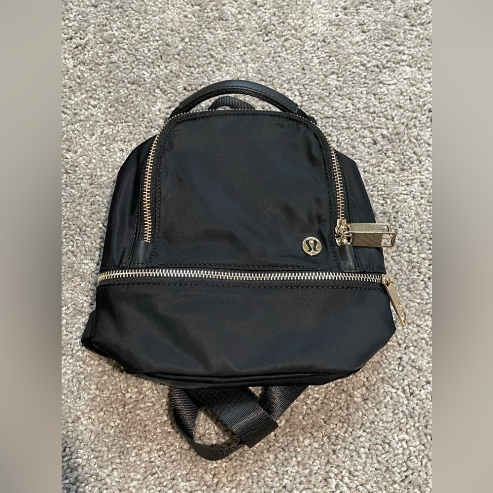 Lululemon backpack